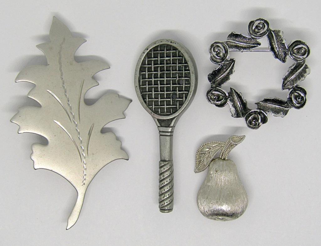 4-VINTAGE SILVER TONED BROOCHES (1 of 4)