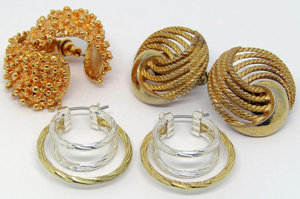 3 GOLD TONED VINTAGE EARRINGS: 1 PAIR IS CLIP-ON.