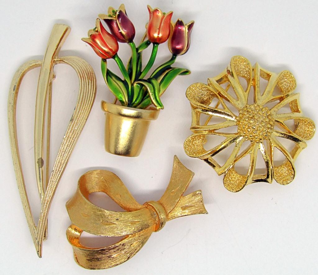 4-VINTAGE GOLD TONED BROOCHES:: (1)TUPLIPS WITH ENAMEL (1)SARAH COVENTRY (1)JJ (1)GERRY