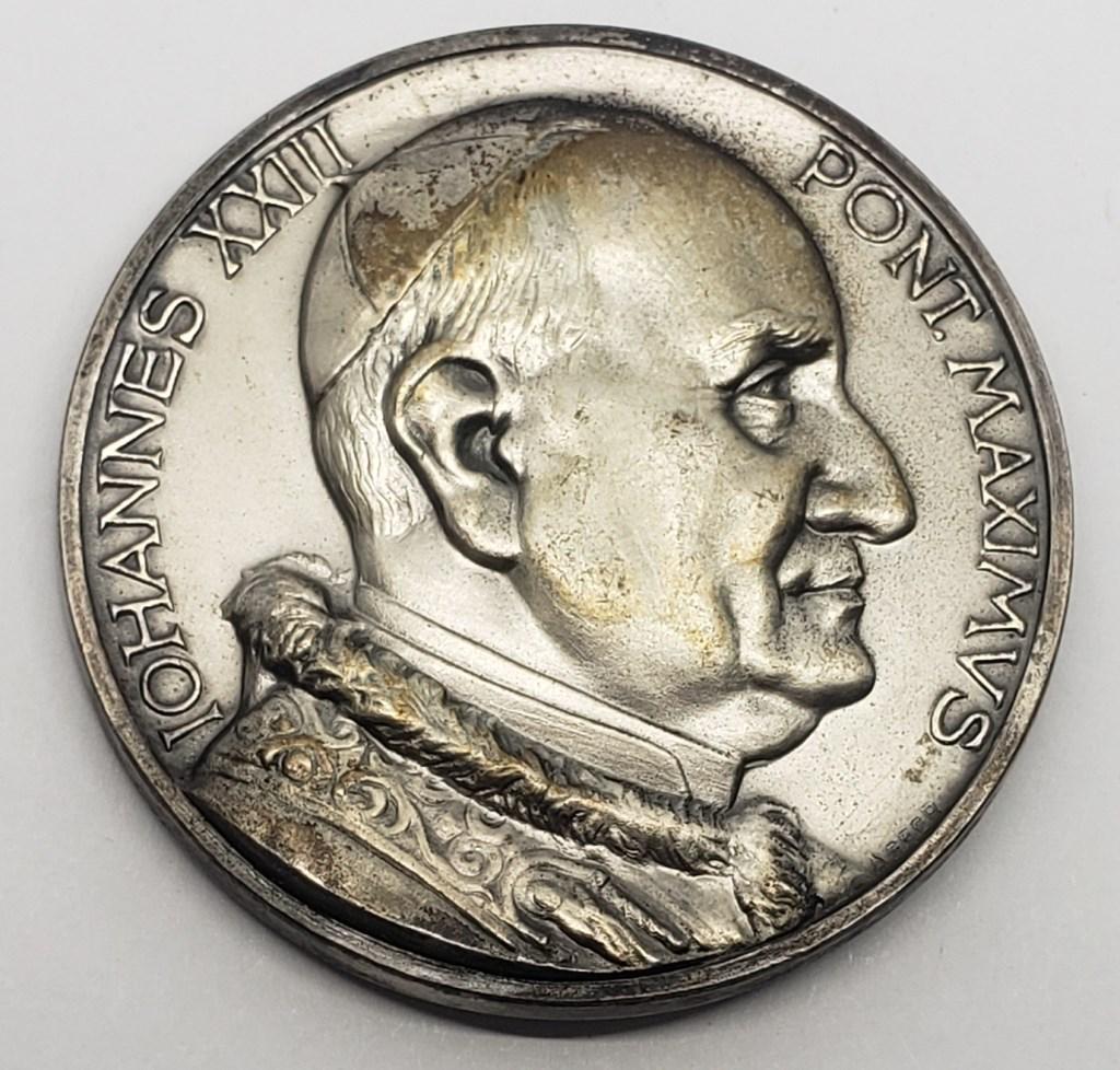 Pope Johannes XXIII Pont Maximus: RELIGIOUS MEDALLION