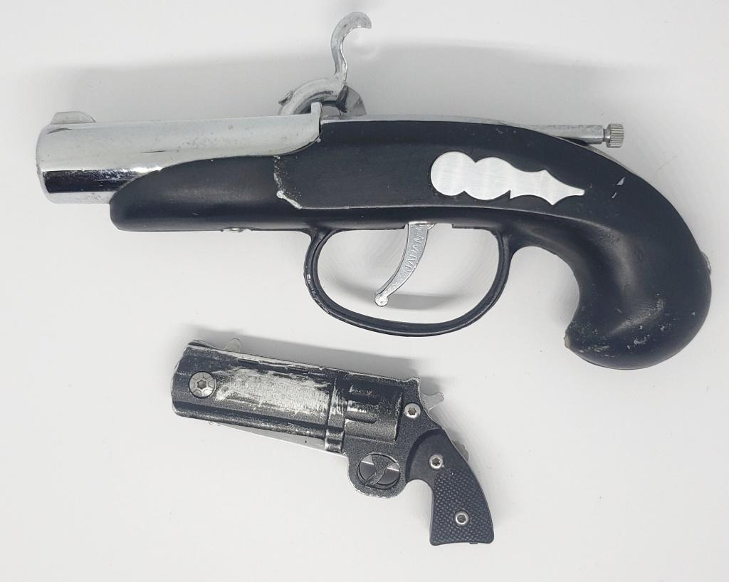 Old Flintlock Percussion Cap Pistol: Gun Cigarette Lighter Japan & SMALL GUN STYLE KNIFE