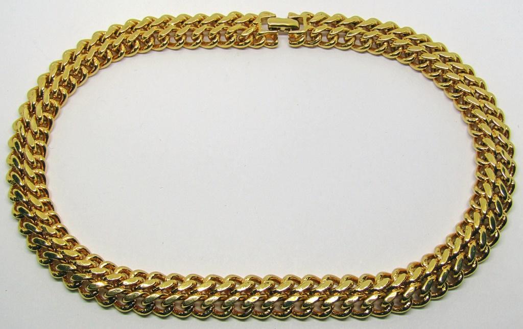 MONET MARKED GOLD-TONED CHAIN NECKLACE!: CHUNKY DESIGN!