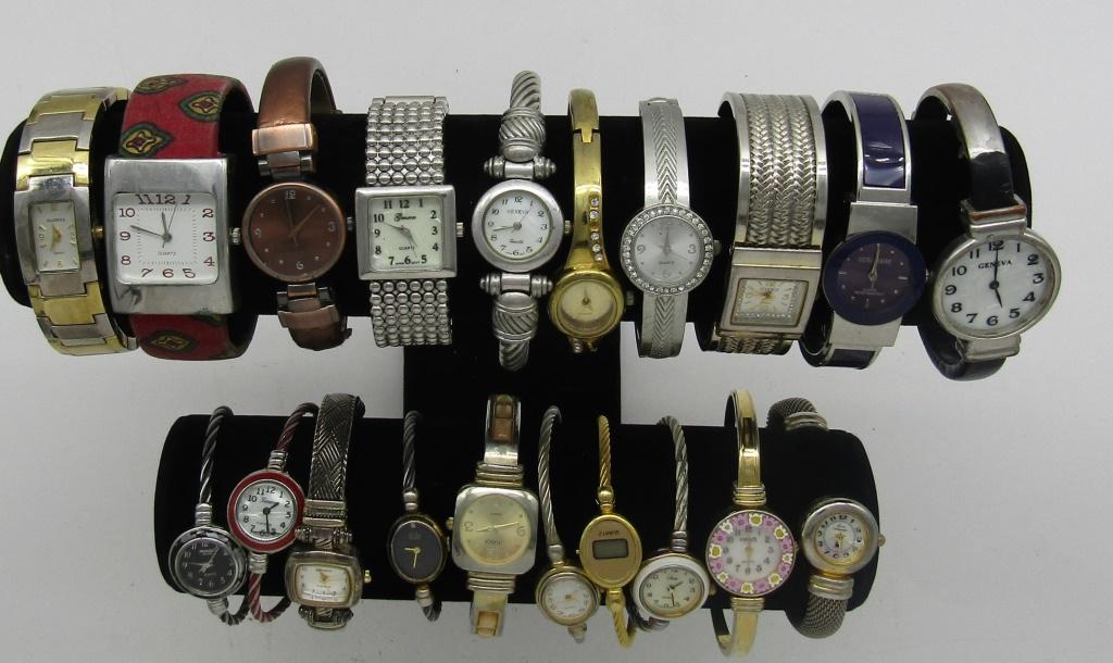 20 LADIES QUARTZ WATCHES-STUDIO GENEVA & MORE: 20 LADIES QUARTZ WATCHES--STUDIO,GENEVA, & MORE