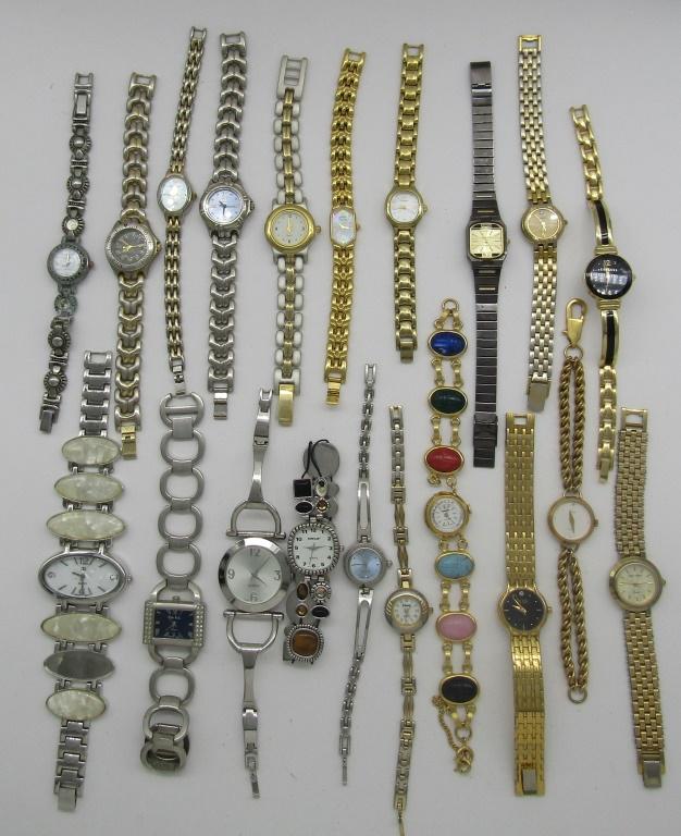 20 LADIES QUARTZ WATCHES-BILL BLASS & MORE (1 of 9)