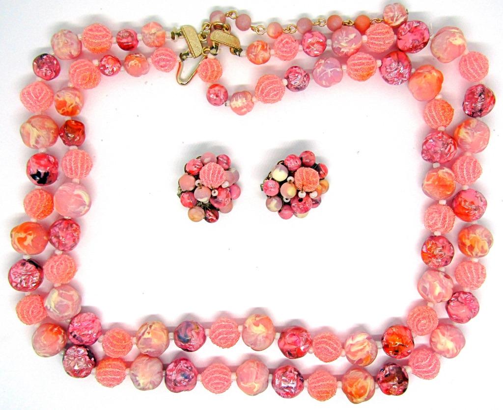 SET! VTG JAPAN PINK MULTI STRANDED BEADED (1 of 3)
