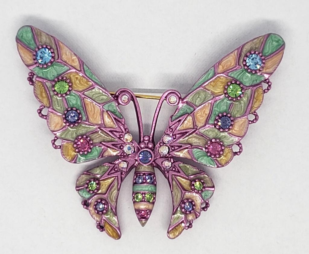 VINTAGE JOAN RIVER MAGENTA BUTTERFLY BROOCH (1 of 7)