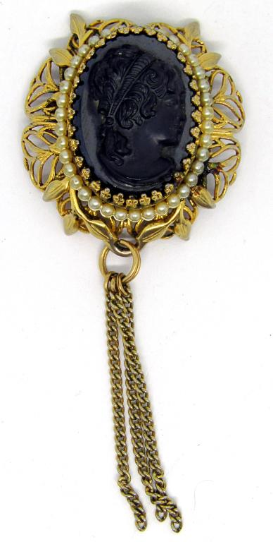 VINTAGE CAMEO NECKLACE PENDANT! (1 of 3)