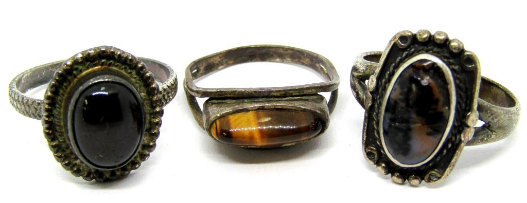 3-VINTAGE SOUTHWESTERN STERLING RINGS (1 of 4)