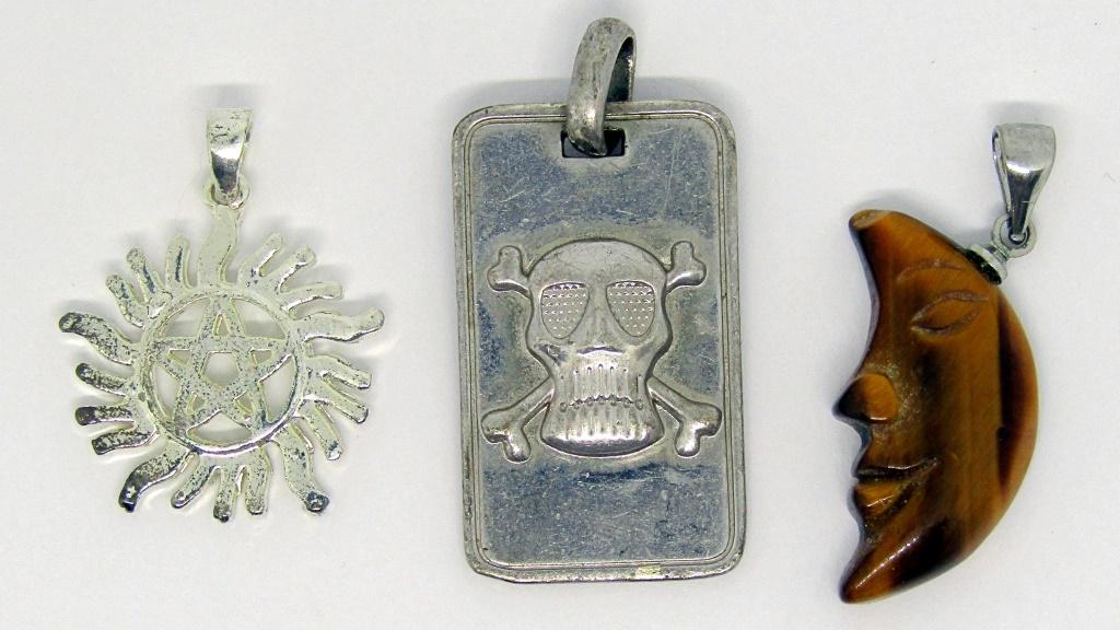 3-STERLING PENDANTS-STAR OF DAVID-SKULL: TIGER EYE MOON-TOTAL 7.1 DWT