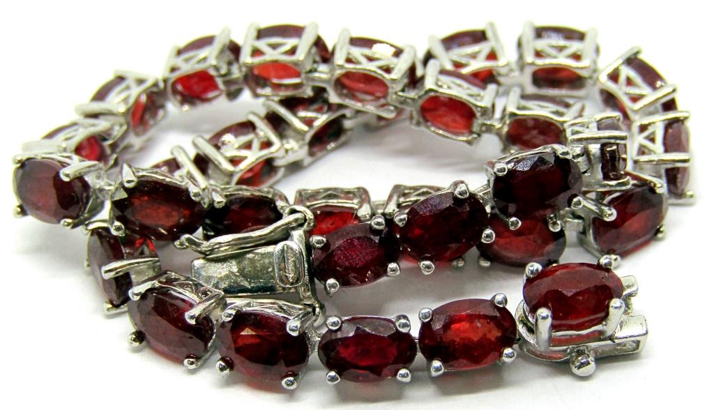 8 INCH STERLNG TENNIS BRACELET WITH RUBY: RED STONES-TOTAL 7.7 DWT
