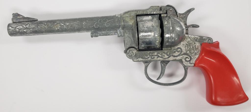 JOAL TOY CAP GUN METAL: MADE IN SPAIN Red Plastic Handle 9”