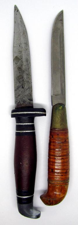 (2) VTG STRAIGHT KNVES (1 of 2)