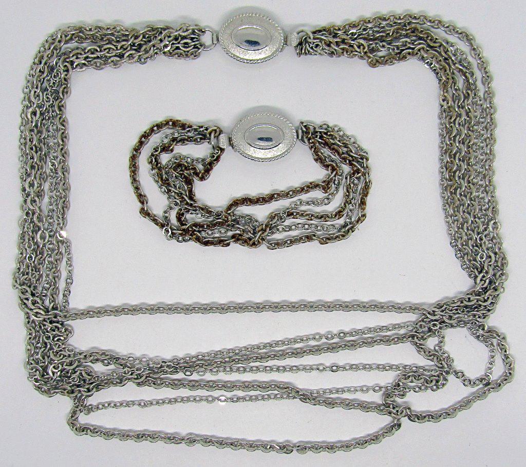 VTG AVON MULTI CHAIN SILVER TONE SET (1 of 3)