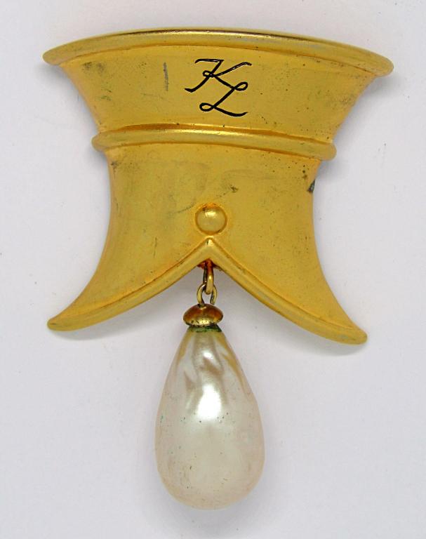 KARL LAGERFELD VTG BROOCH (1 of 2)