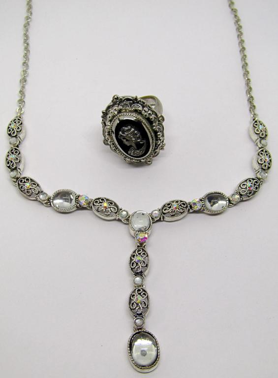 VINTAGE NECKLACE AND CAMEO RING! (1 of 3)
