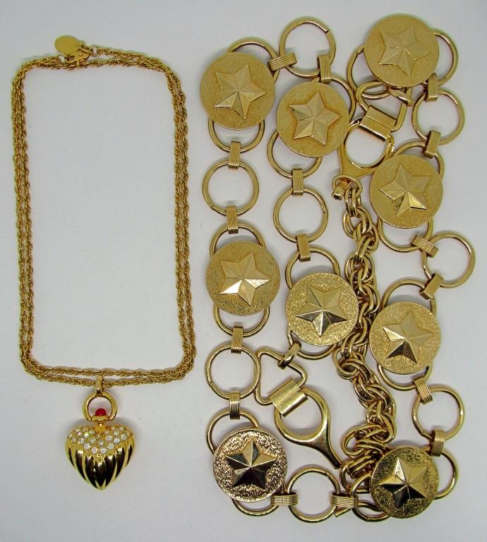 2 GOLD TONED VINTAGE NECKLACES! (1 of 4)