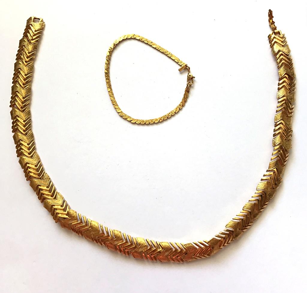 NAPIER NECKLACE + MONET BRACELET: GOLD TONE