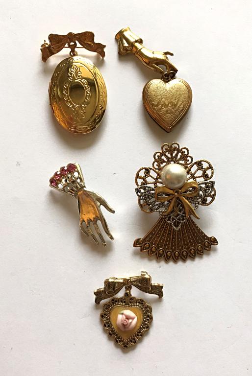 4 BROOCHES: 2 ARE LOCKETS, 1 HAND SHAPE, ONE HEART, ANGEL