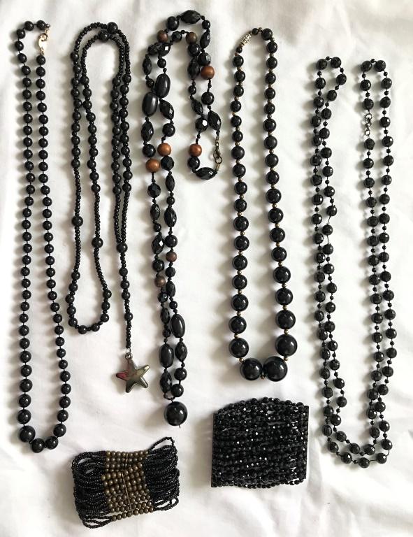 BLACK BEADS LOT NECKLACES + BRACELETS: GREAT COLOR FOR MANY OUTFITS!