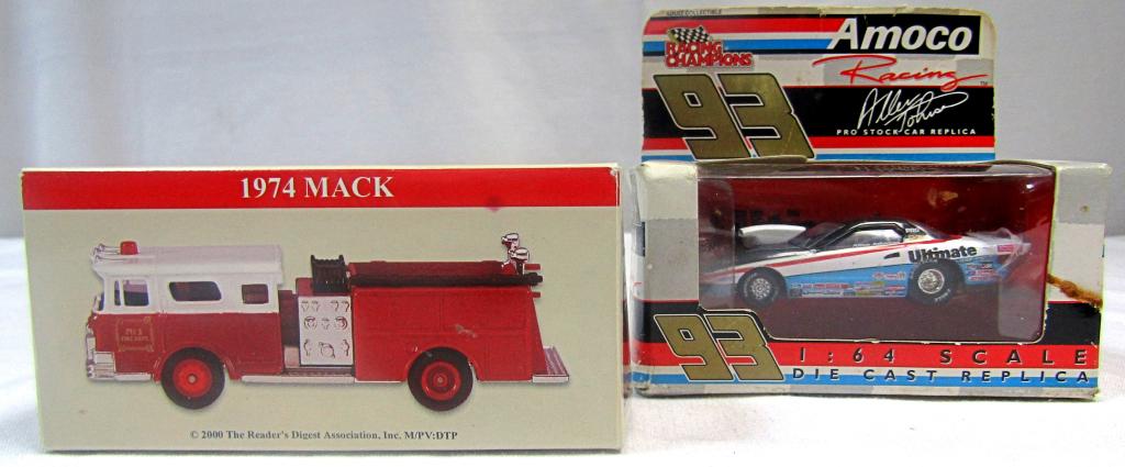 2 TOY CAR LOTS! 1974 MACK RED & WHITE FIRE TRUCK - (1 of 5)