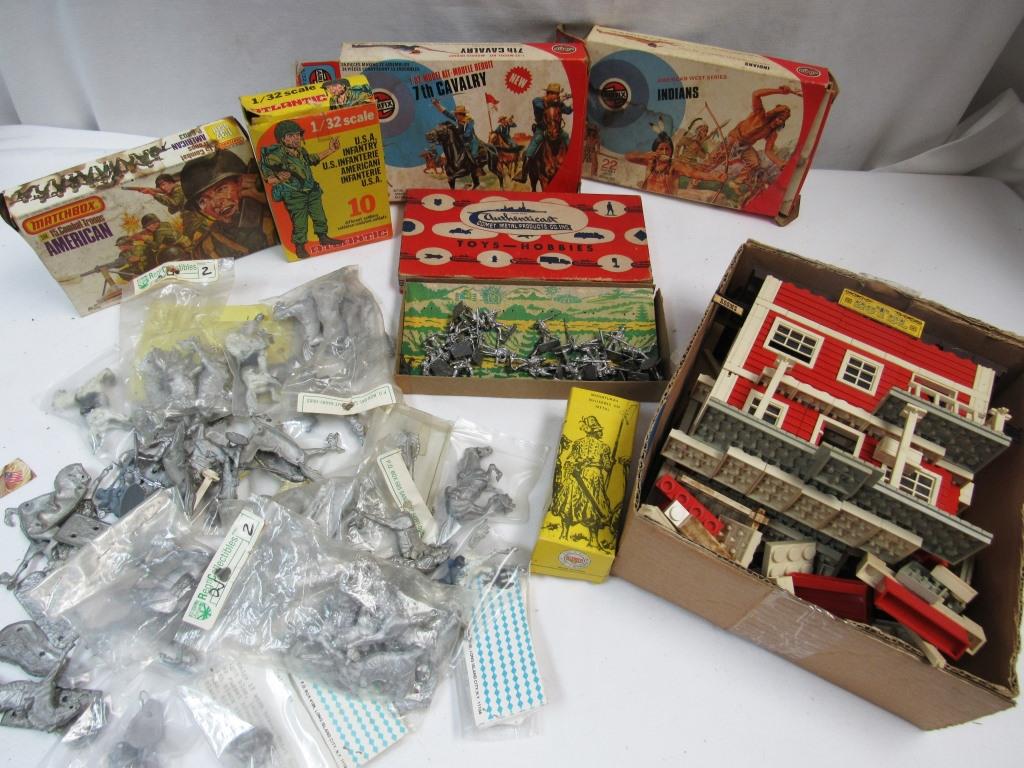 TOY SOLDIER LOT - CAST METAL / PLASTIC (1 of 11)