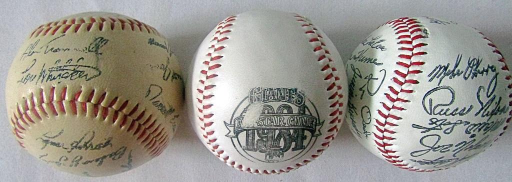 (3) COMMEMORATIVE BASEBALLS (1 of 1)