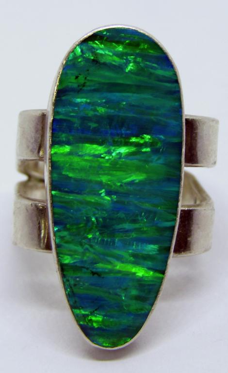 SZ 7.5 JS MARKED CHUNKY SPLIT SHANK RING WITH (1 of 4)