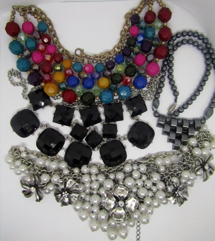 (4) BIB STATEMENT NECKLACES: FASHION DIVA LOT