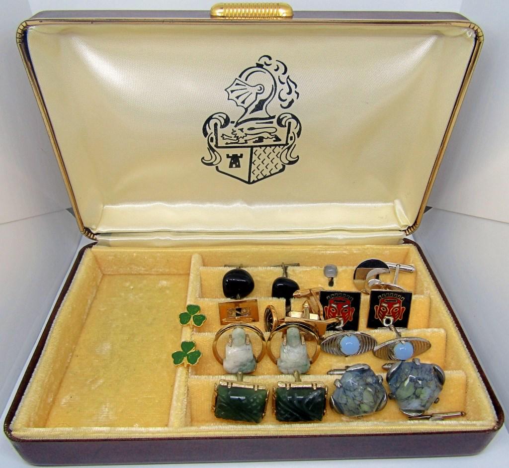 (10) SETS  MEN CUFFLINKS in JEWELRY BOX (1 of 6)