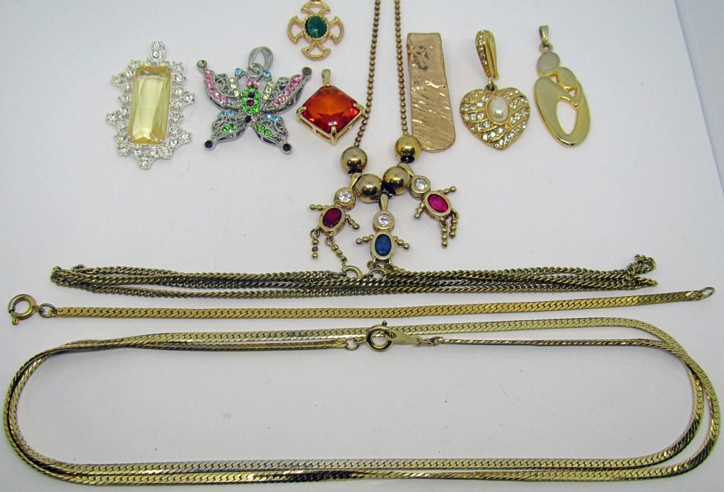 VINTAGE JEWELRY LOT; 3 NECKLACES, 7 PENDANTS, (1 of 3)