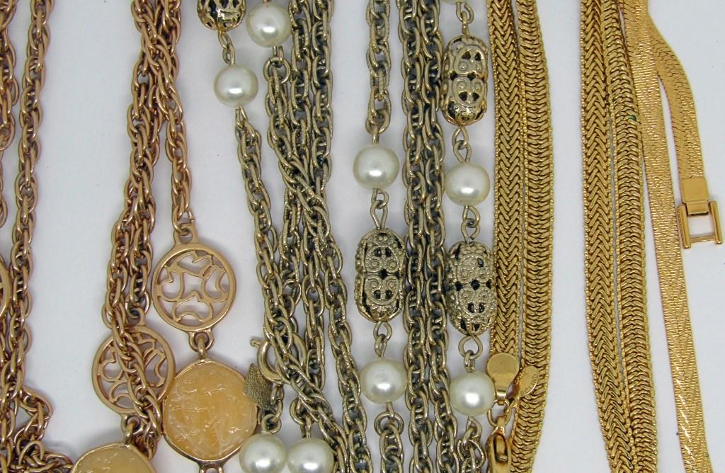 SARAH COV,NAPIER,14K GE GOLD TONED NECKLACES (1 of 6)