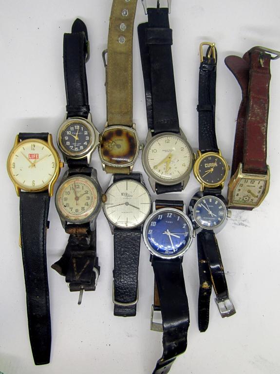 (10) MENS WRISTWATCHES: GENEVA DE LUX, CROTON, ELEMENTS, MEYER LIFETIME, CLARK, LIFE, TIMEX, ILLINOIS, SWISS - UNTESTED - PARTS/REPAIR