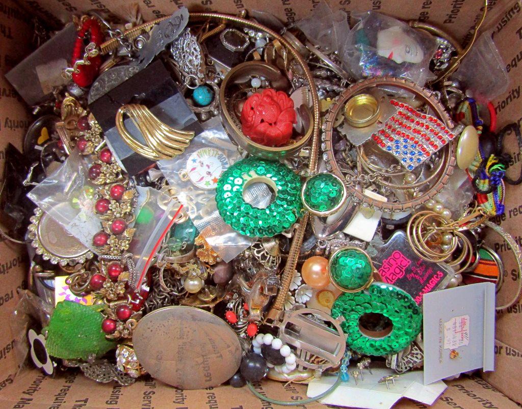 TREASURE HUNT BULK JEWELRY w/VINTAGE PIECES: EACH LOT is UNIQUE! ABSOLUTELY A TREASURE HUNT - SOME PIECES MISSING STONES or NEEDING REPAIRED - GREAT FOR THE PINTEREST / CRAFT PERSON. MANY ITEMS NAMED - MEDIUM FLAT RATE BOX FULL (Shipping is MED.