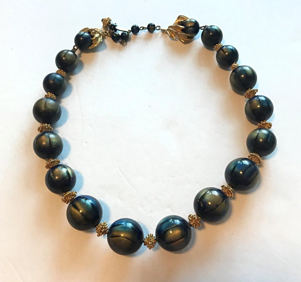 TRIFARI BEADED NECKLACE: POSSIBLY GOLD PLATED, CAN NOT CONFIRM