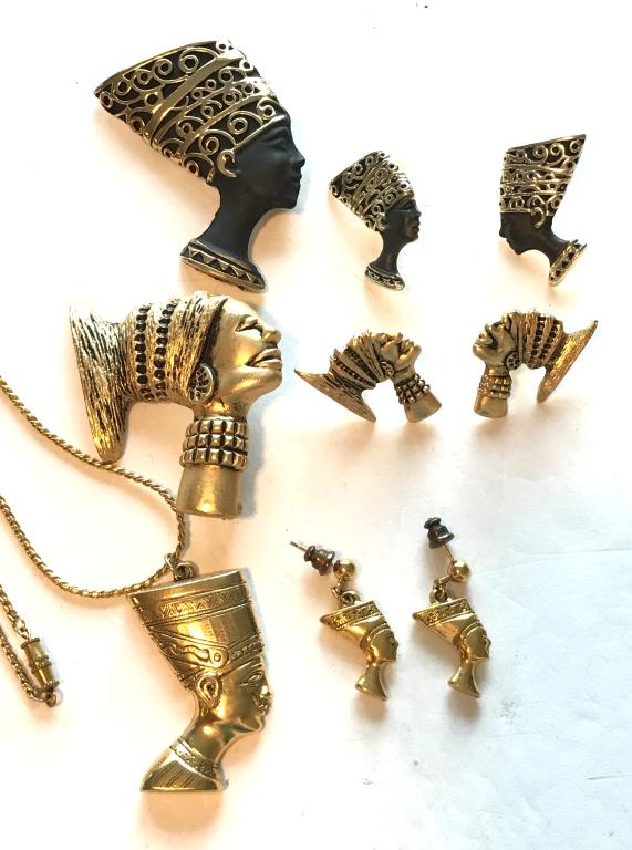 EYGPT QUEEN SIDE FACE NEFERTITI LOT!! (1 of 2)