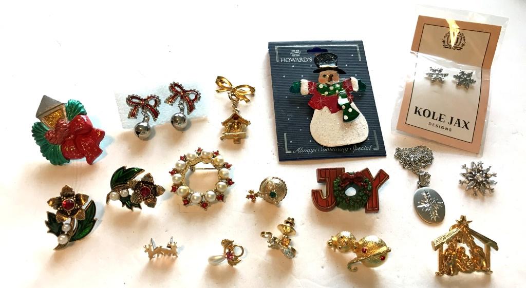 CHRISTMAS LOVER LOT (1 of 5)