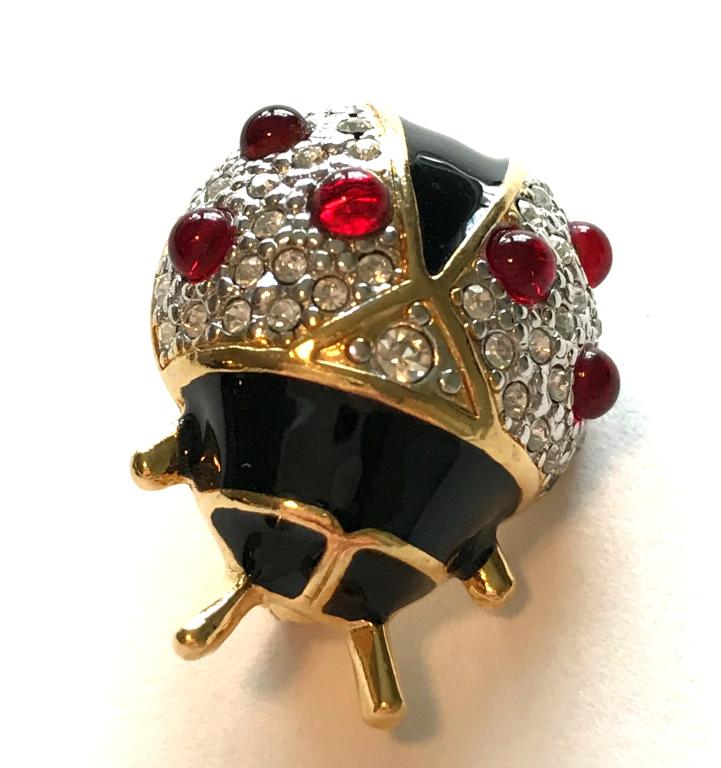 JOAN RIVERS LADY BUG BROOCH (1 of 4)