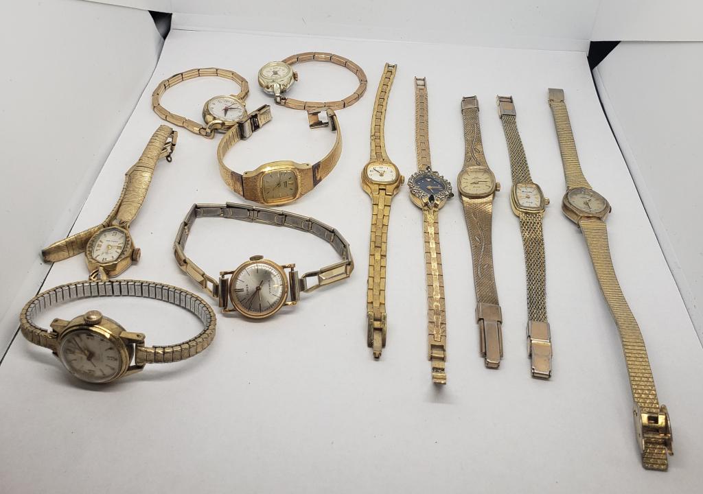11-VTG WOMAN'S GOLD TONED FASHION WRISTWATCHES: (1)CARAVELLE (1)BRANDON QUARTZ (1)LADY NELSON ANTIMAGNETIC (1)CARAVELLE ANITMAGNETIC (RUNNING) (3)JULES JURGENSON (1)WALTHAM 17 JEWELS (1)TIMEX 17 JEWELS (1)SEIKO QUARTZ (1)PULSAR QUARTZ-ALL WATCHES