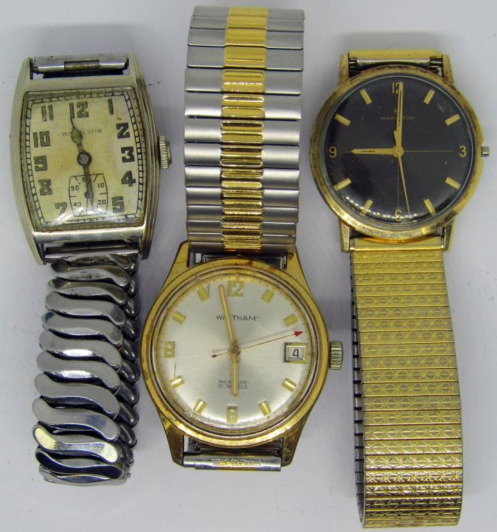 3-VINTAGE MEN'S WRISTWATCHES: (1)WALTHAM: 17 JEWELS (RUNNING) (1)HAMILTON (RUNNING) (1)HAMILTON-ALL WATCHES UNTESTED-PARTS/REPAIR