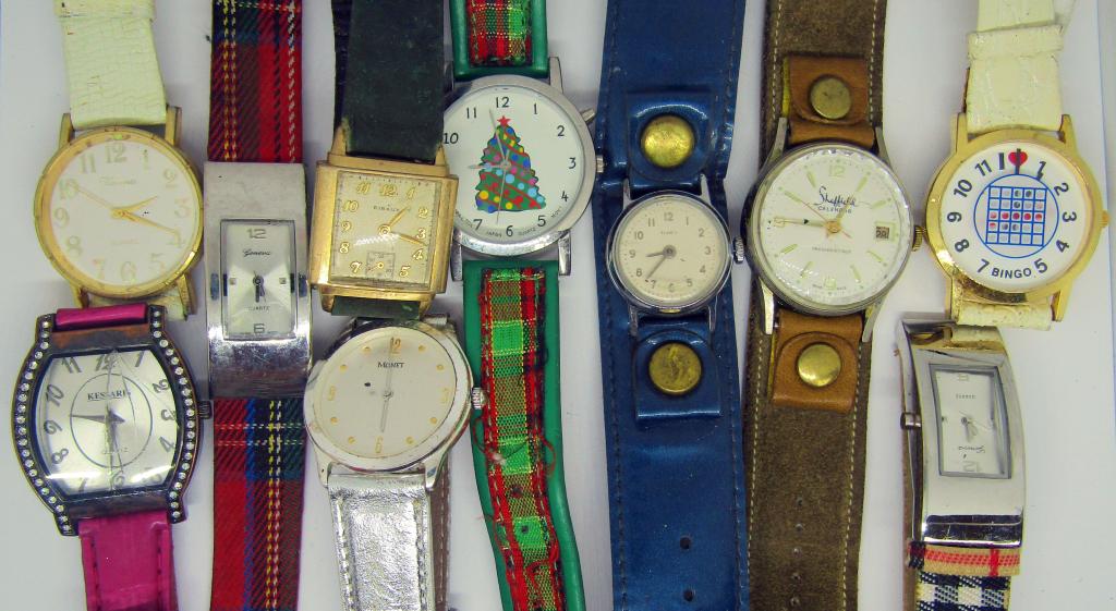 (10) WRIST WATCHES! MONET, TIMEX, GENEVA,: KESSARIS, RIBAUX, SHEFFIELD, VIENNA,CHRISTMAS TREE; UNTESTED!