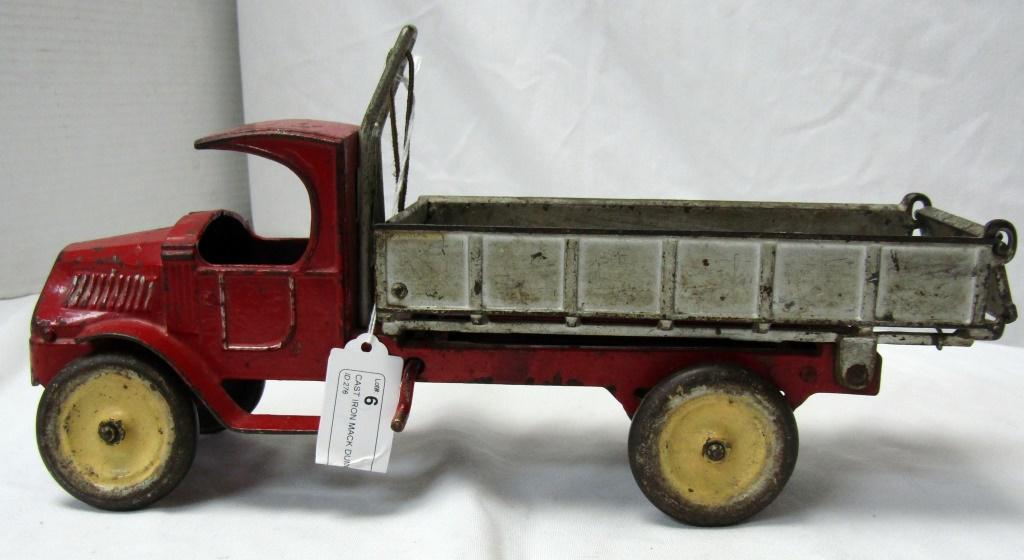 CAST IRON MACK DUMP TRUCK 15" LONG (1 of 4)