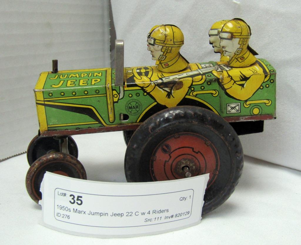 1950s Marx Jumpin Jeep 22 C w 4 Riders (1 of 4)