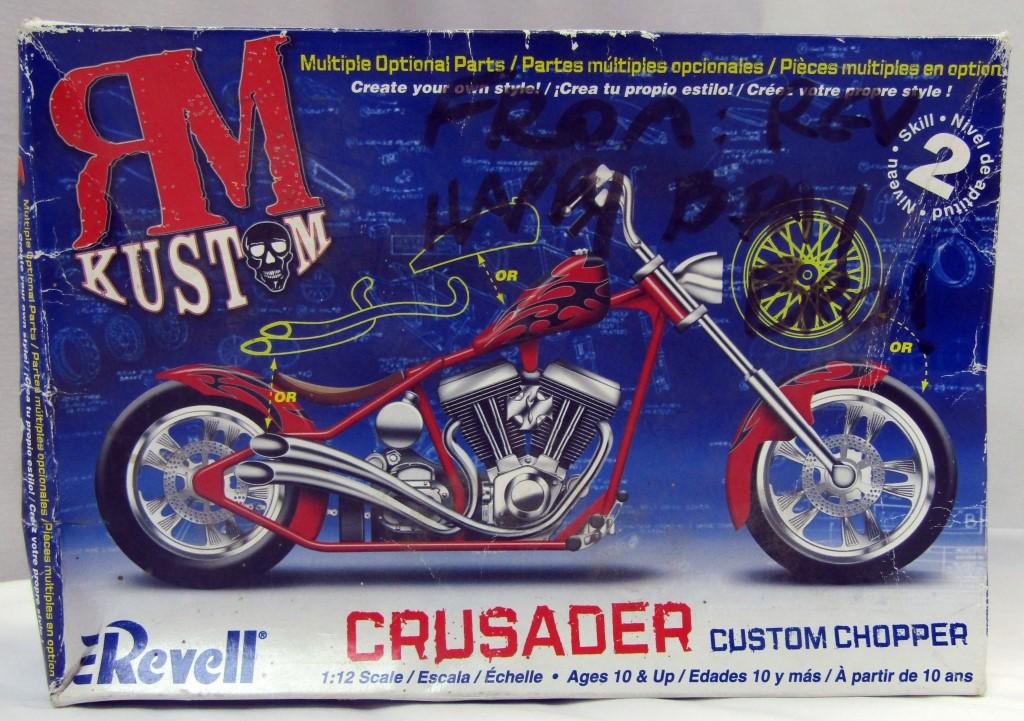 REVELL RM KUSTOM CRUSADER CHOPPER (1 of 2)