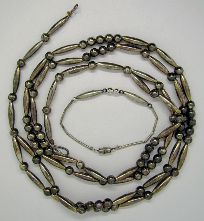 Sourthwest Sterling double chain ball necklace (1 of 3)