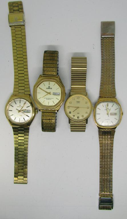 (4) GOLD TONED WRISTWATCHES! LORUS, HAMILTON!: UNTESTED