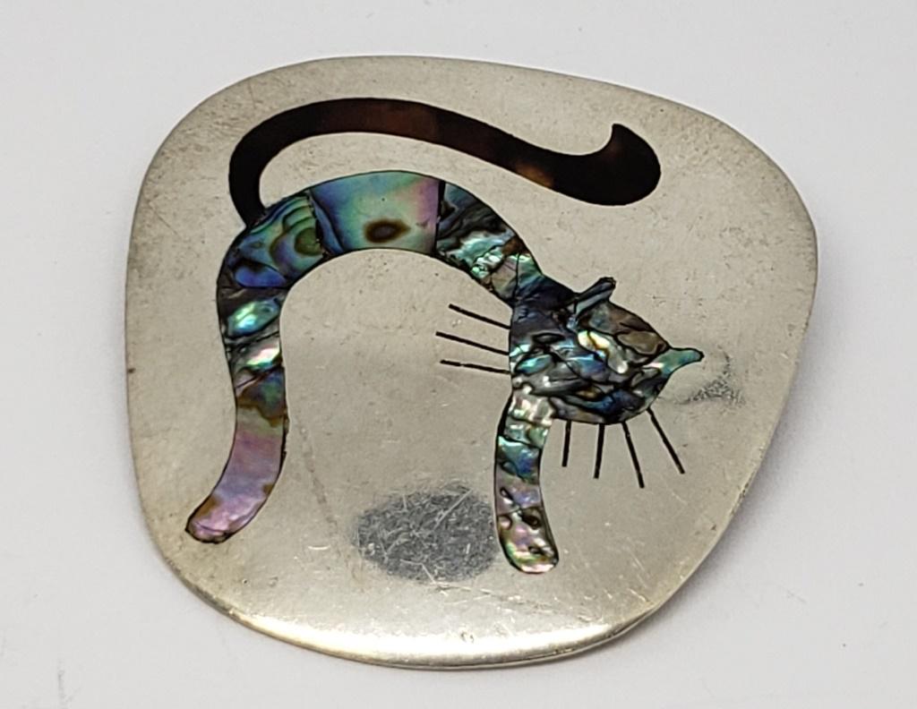 HENCHO MEXICO STERLING CAT BROOCH: WITH ABALONE INLAY-TOTAL 10.2 DWT