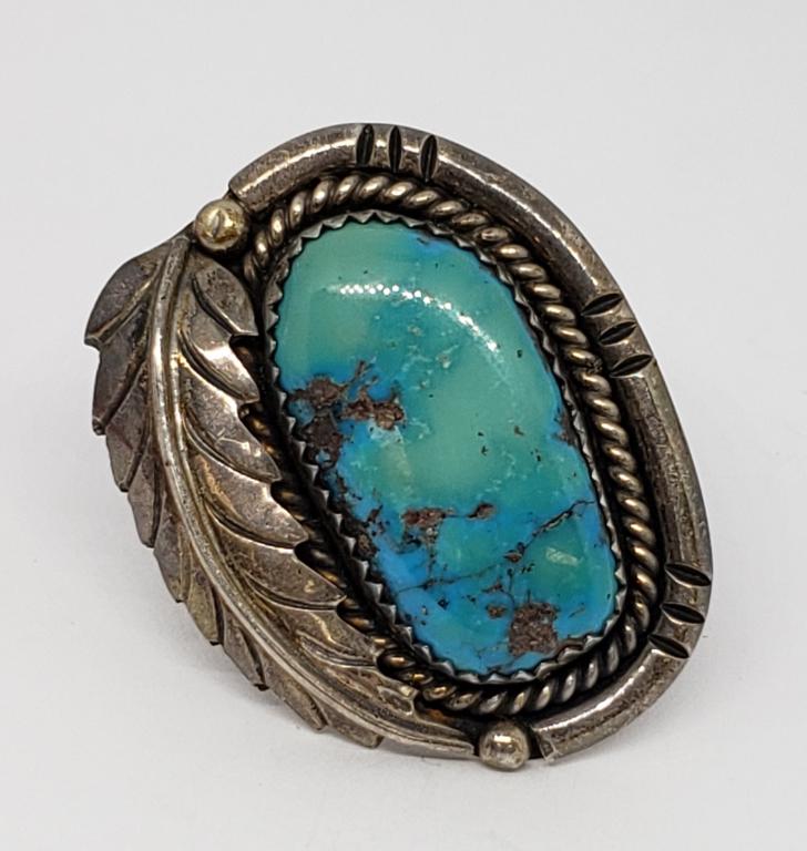 LARGE! NAVAJO STERLING RING WITH TURQUOISE (1 of 4)