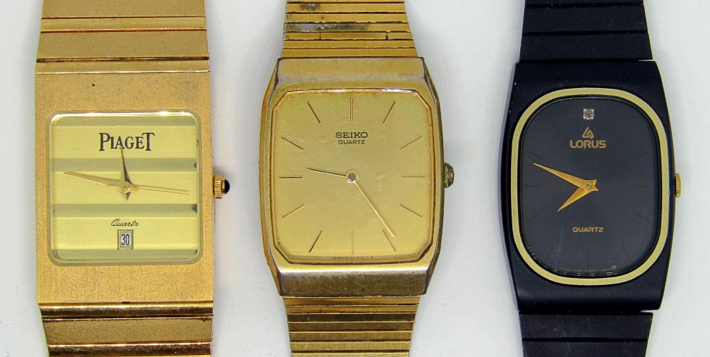 (3) WRIST WATCHES; LORUS, SEIKO, PIAGET: GOLD TONED, UNTESTED.
