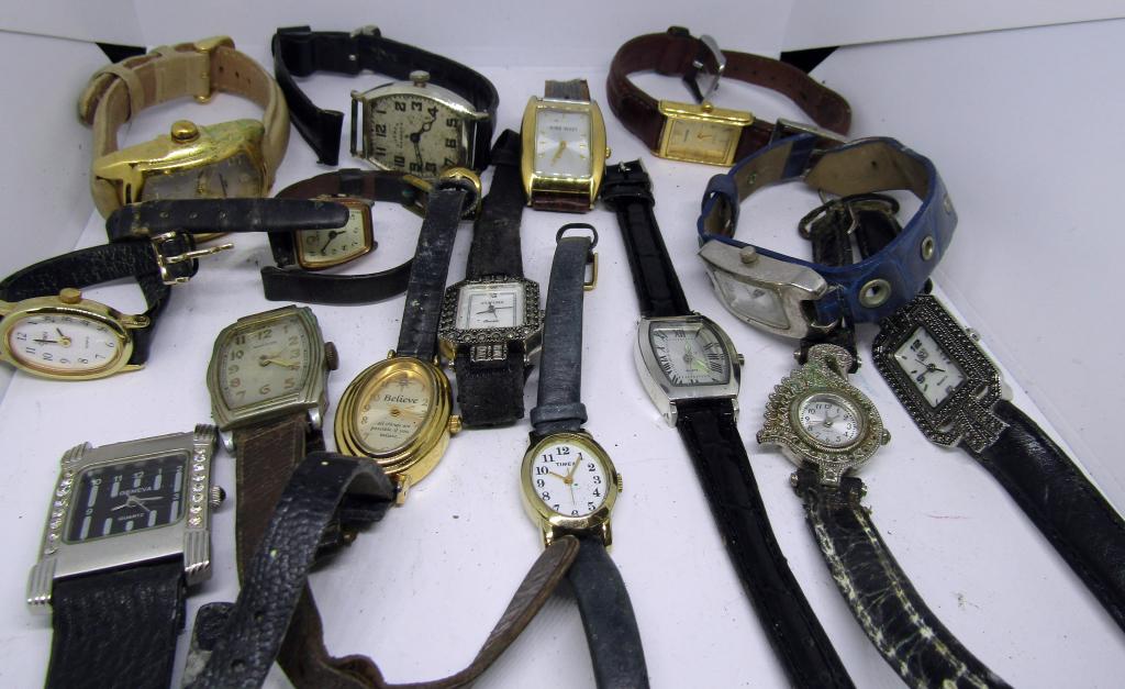 Women's glitzy leather band watches (1 of 4)