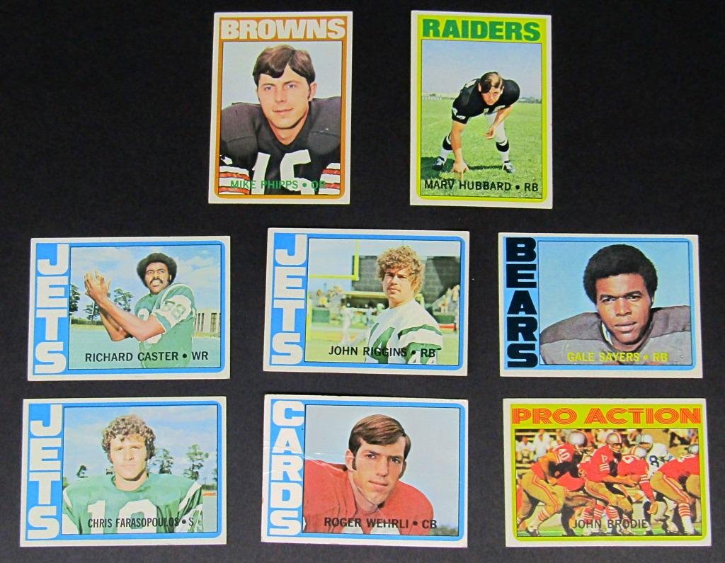 (8) 1972 TOPPS FOOTBALL CARDS w/RIGGINS ROOKIE (1 of 2)